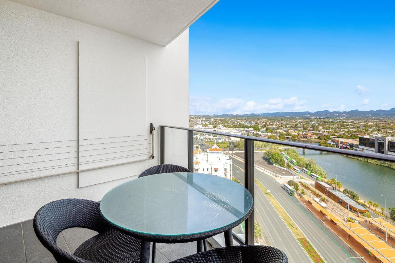 גולד קוסט Sierra Grand Broadbeach - Self Contained & Privately Managed Apartments מראה חיצוני תמונה
