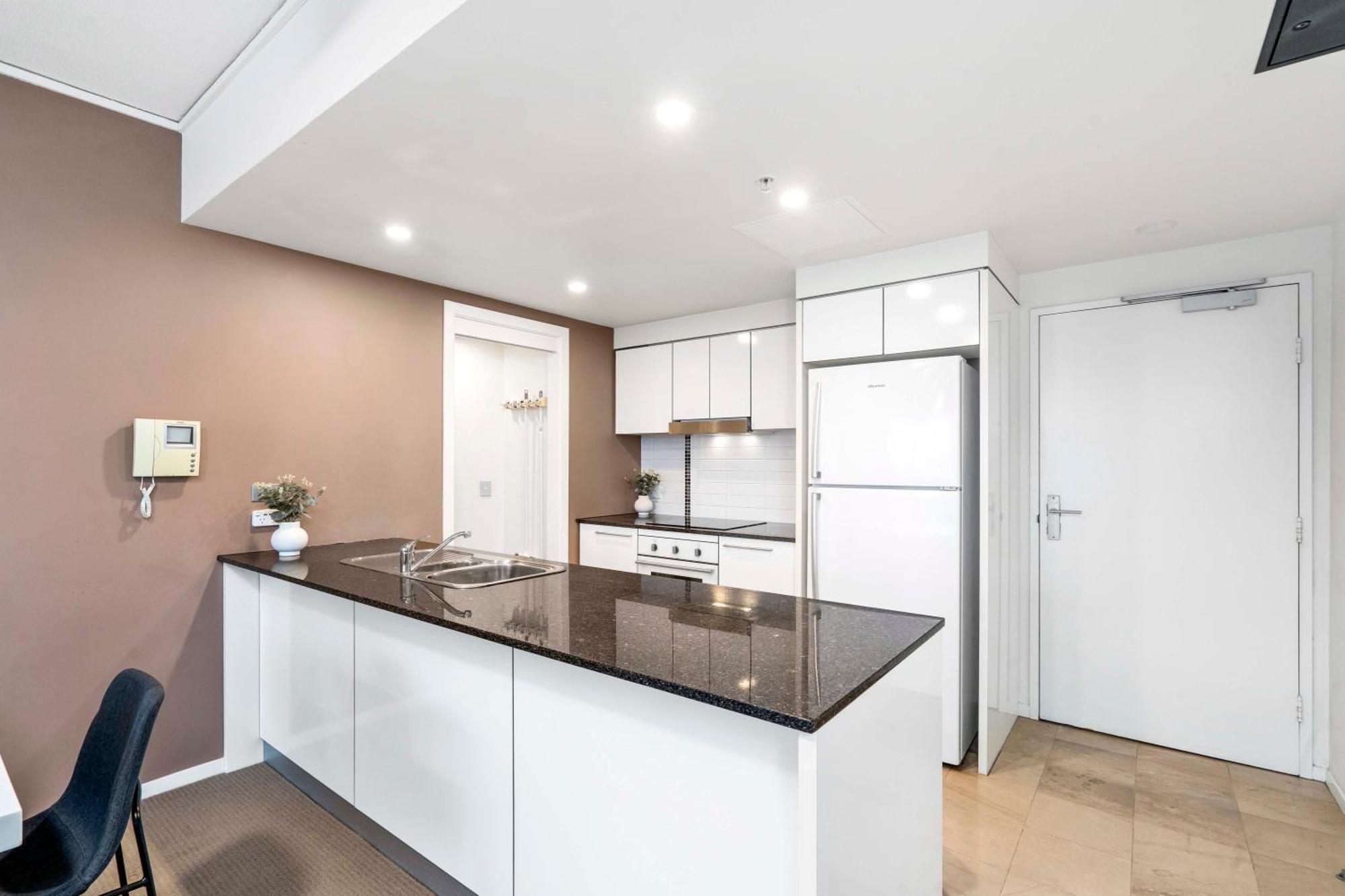 גולד קוסט Sierra Grand Broadbeach - Self Contained & Privately Managed Apartments מראה חיצוני תמונה