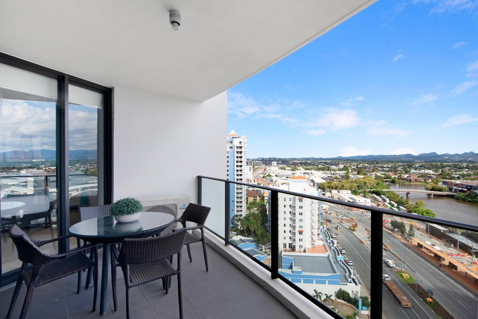 גולד קוסט Sierra Grand Broadbeach - Self Contained & Privately Managed Apartments מראה חיצוני תמונה